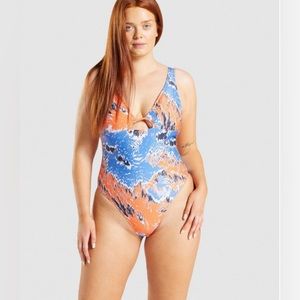 🆕 Gymshark Strappy Back Swimsuit - Orange Print